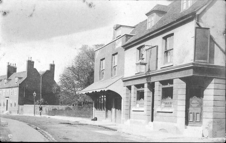 Unknown Pub in Strood
