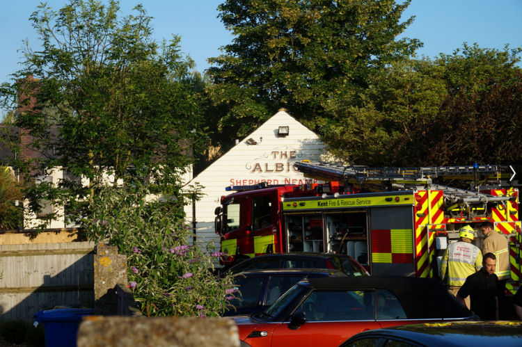 Albion Tavern fire 2014