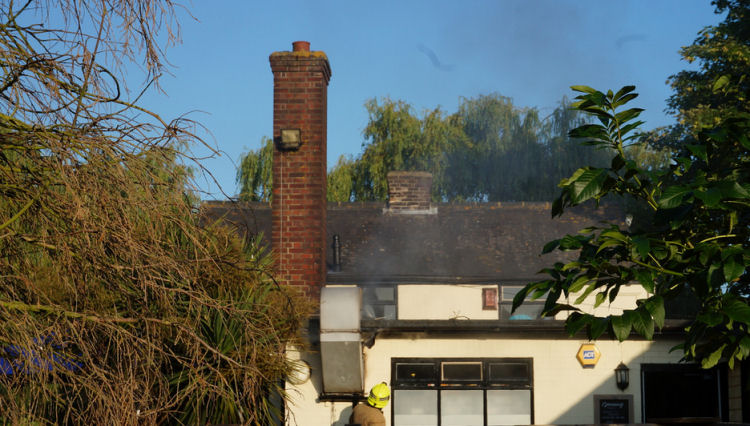 Albion Tavern fire 2014