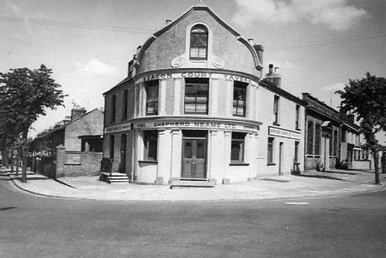 Beacon Court Tavern 1950s