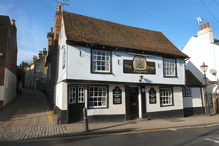 Cooper's Arms 2015