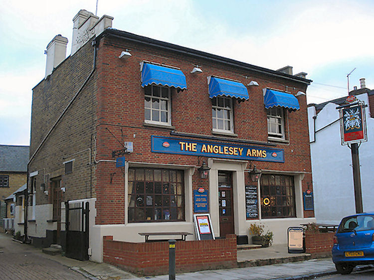 Anglesey Arms 2014