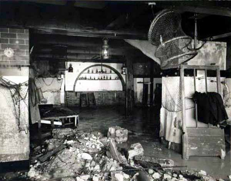 Lido Jolly Tar Tavern inside after the 1953 storms