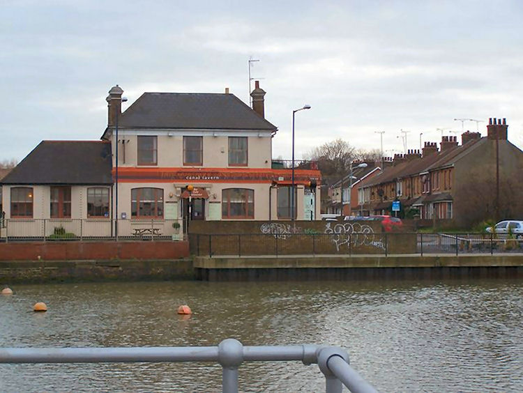 Canal Tavern 2008