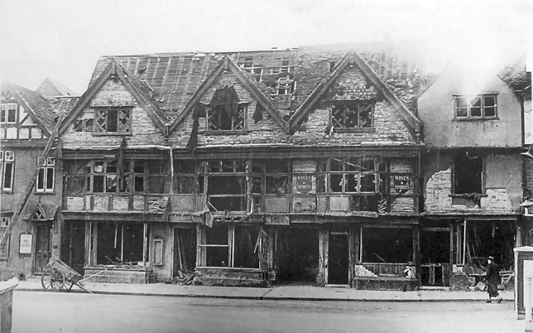 Rose and Crown 1942