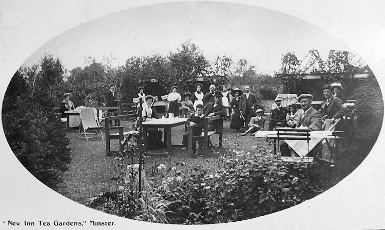 New Inn tea gardens 1910
