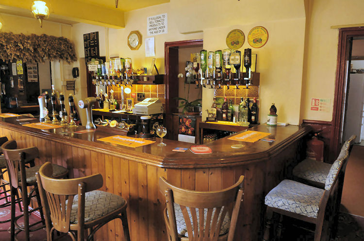 Crown and Anchor inside 2015