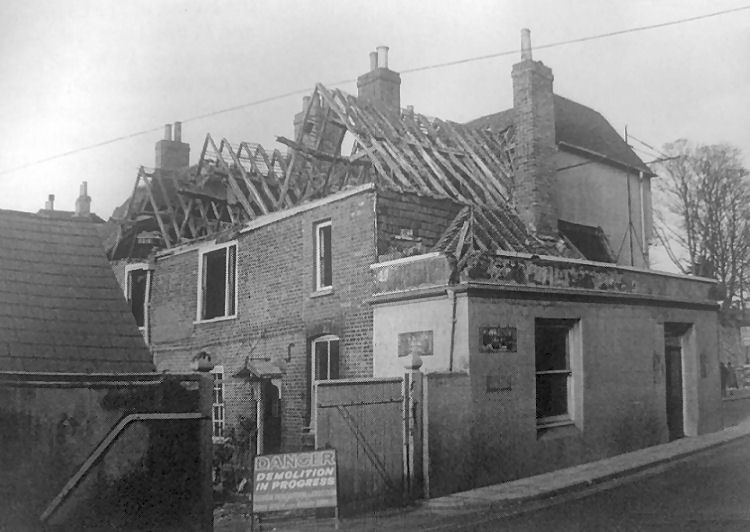 Saracen's Head demolition 1969