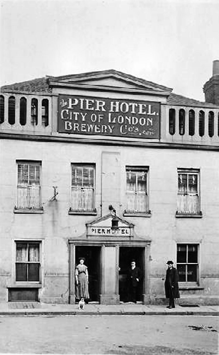 Pier Hotel 1921