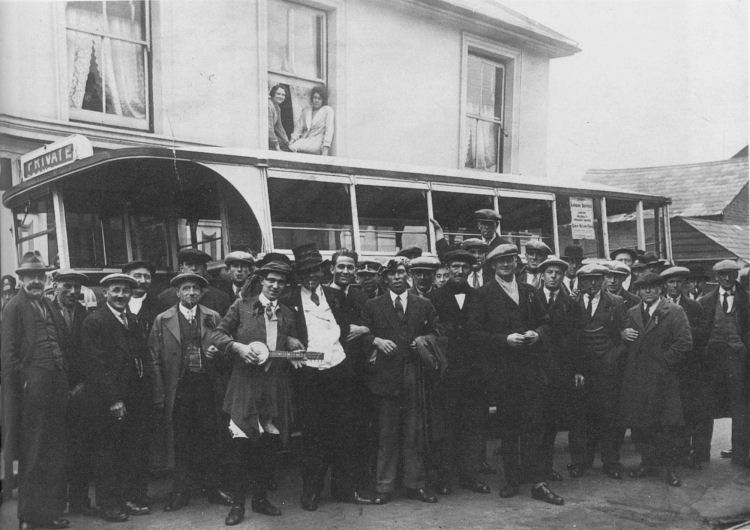 Lion outing 1920s