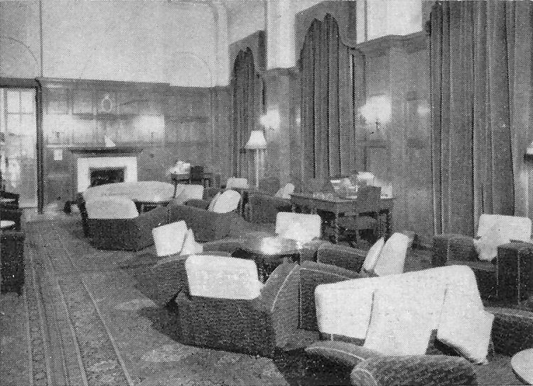 Guilford Hotel lounge 1968