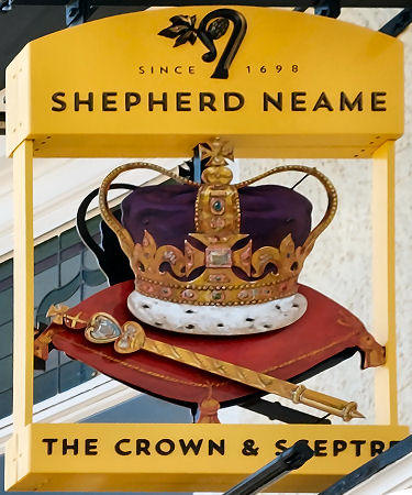 Crown and Sceptre sign 2021