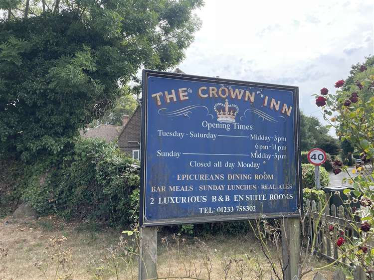 Crown sign 2016