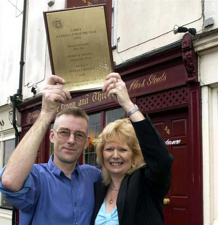 Phil Bennett and Jacqui Hall 2003