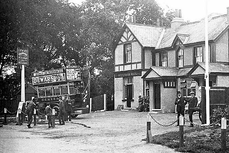 Fox and Hounds 1919