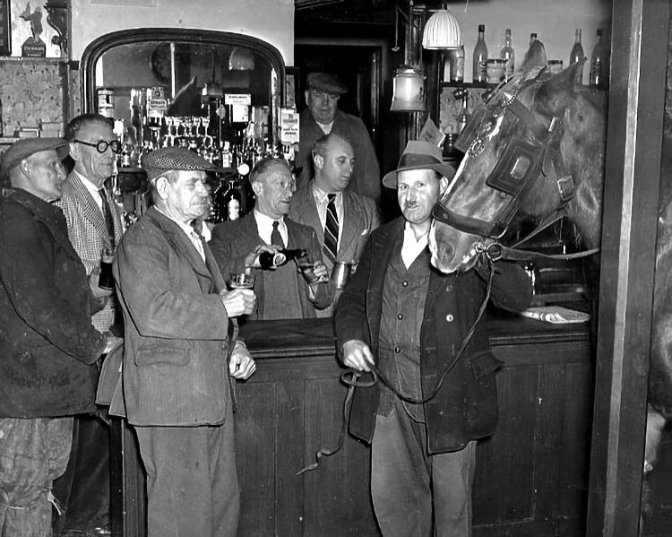 New Inn bar 1951