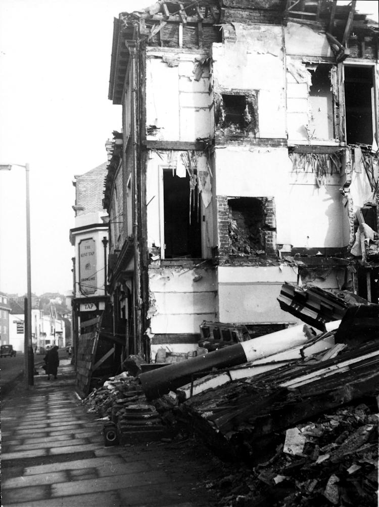 Royal Kent Hotel demolition 1962