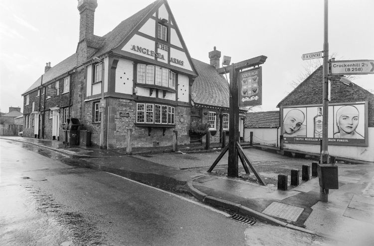 Anglesea Arms 1994