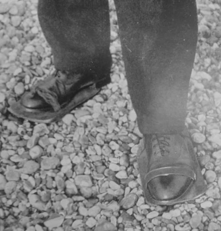 Dungeness footware 1948