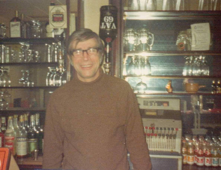 Kentish Yeoman licensee 1972