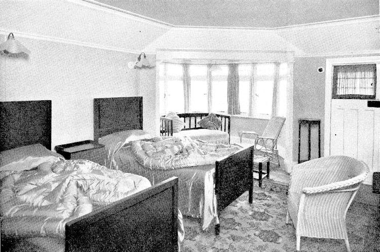 Miramar Hotel bedroom