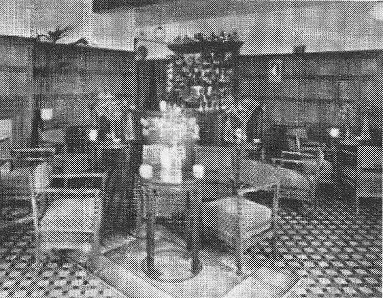 Queen's Head inside 1935