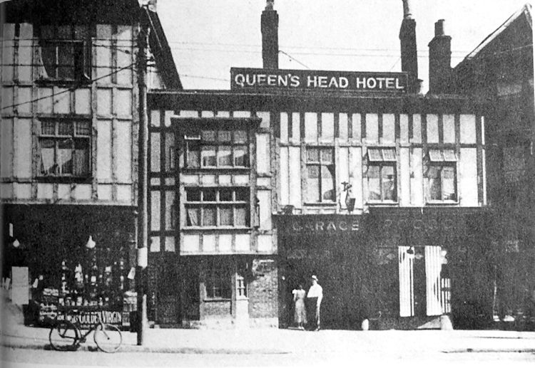 Queens Head Hotel