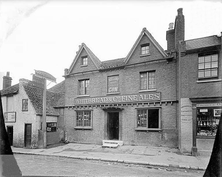 Red Lion 1900