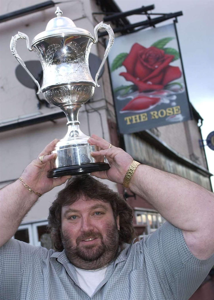 Rose licensee Andy Fordham 2004