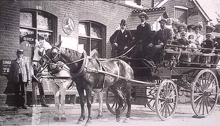 Ship Horse Bus 1910