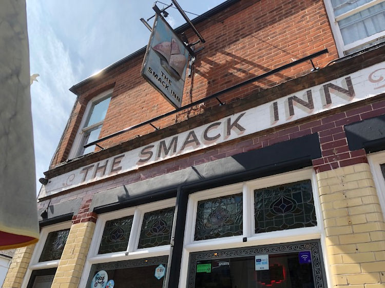 Smack Inn 2024