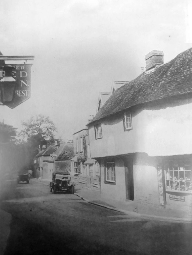 Upper Red Lion 1924