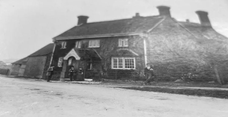 Woolpack 1890