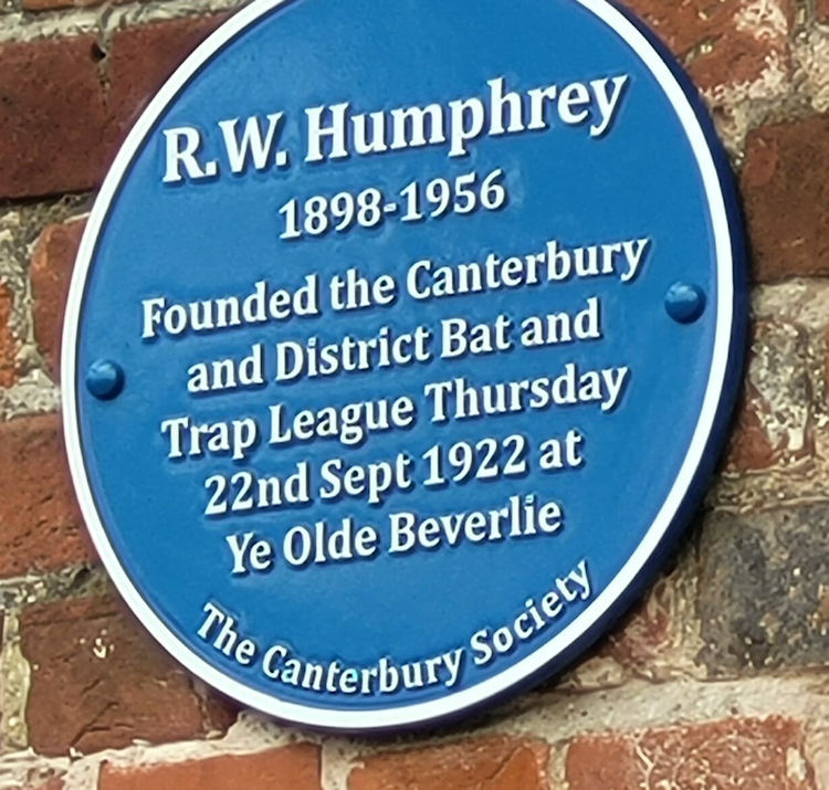 Ye Olde Beverley Blue Plaque