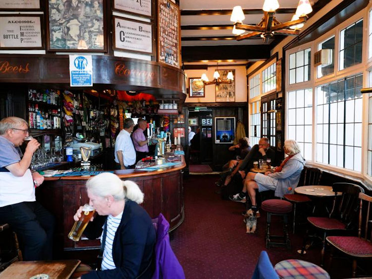 Blythe Hill Tavern bar 2022