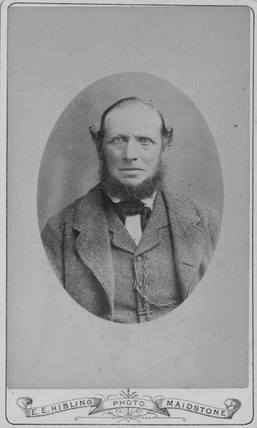 Chequers licensee 1900