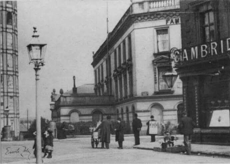 Crystal Palace Hotel