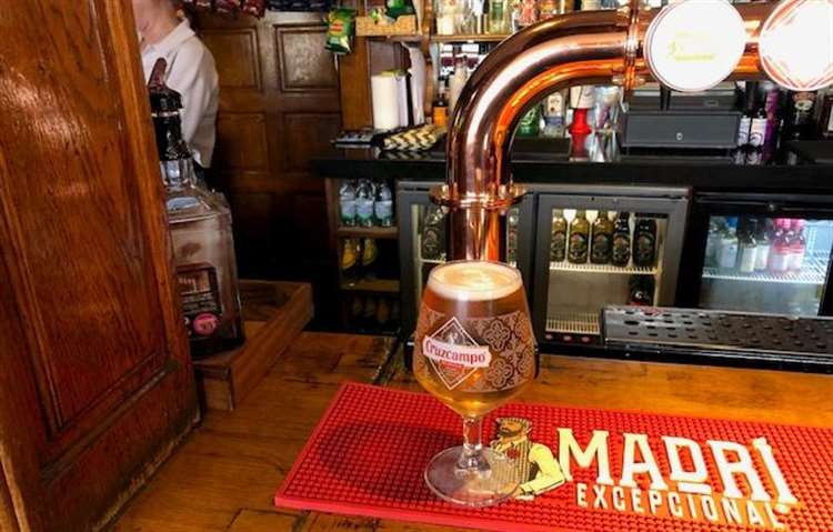 Flying Hoirse bar 2025