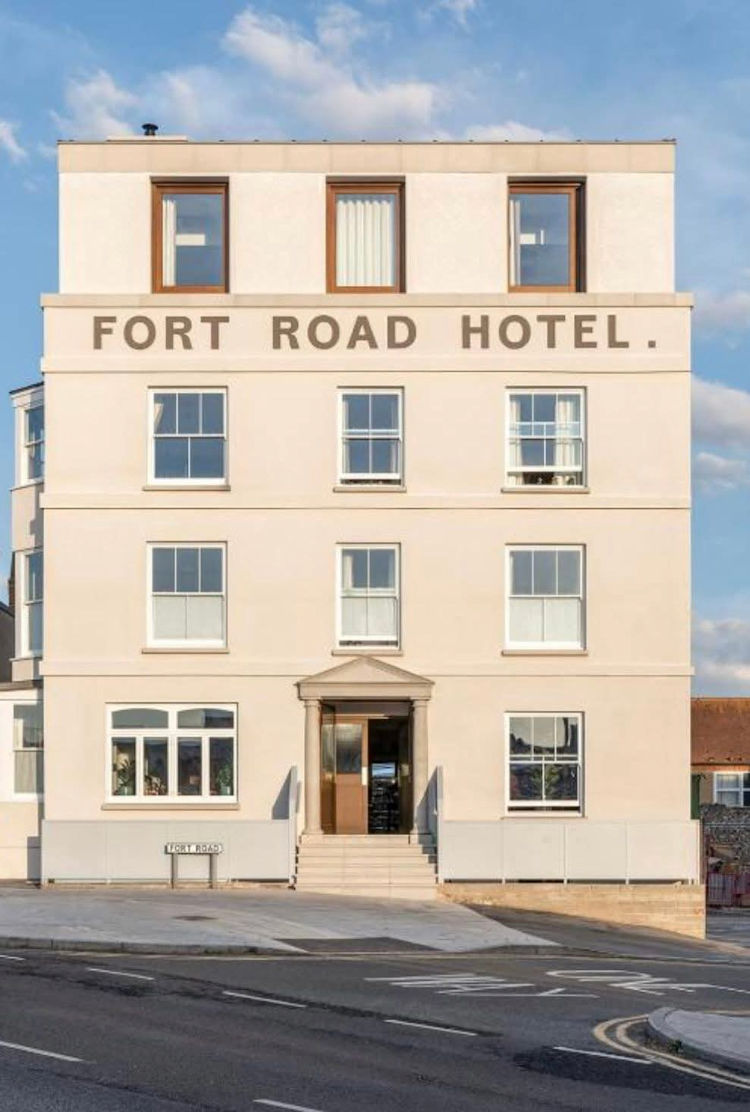 Fort Road Hotel