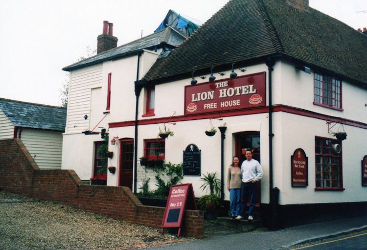 Lion Hotel 1998