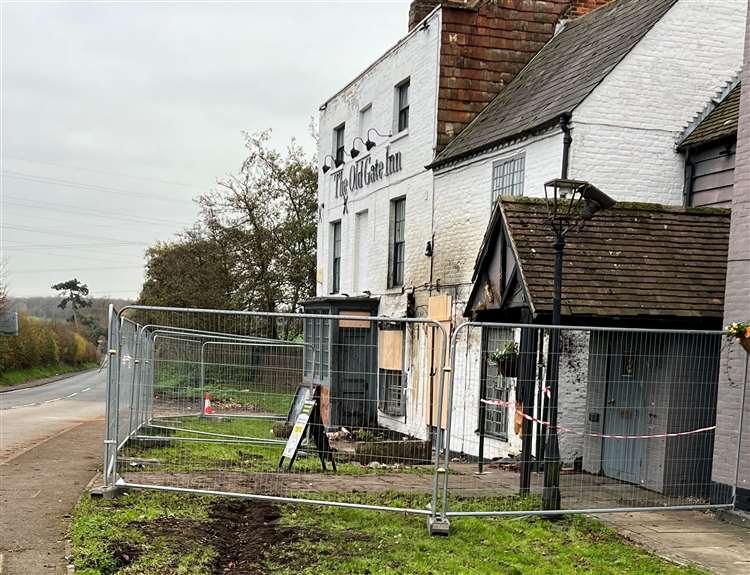 Old Gate Inn crash 2022