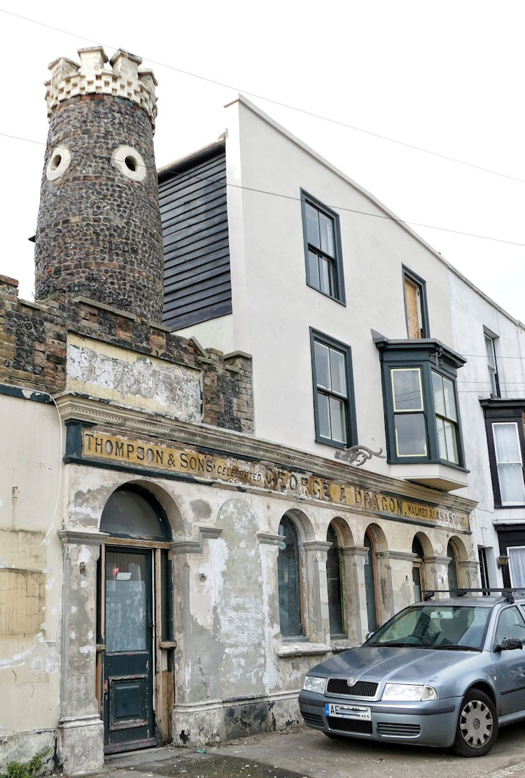 Quart in a Pint Pot 2023