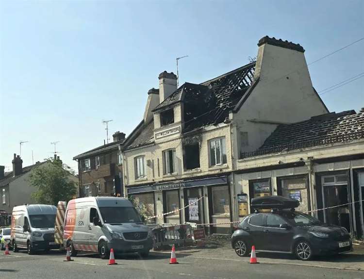 Welsh Tavern fire 2025