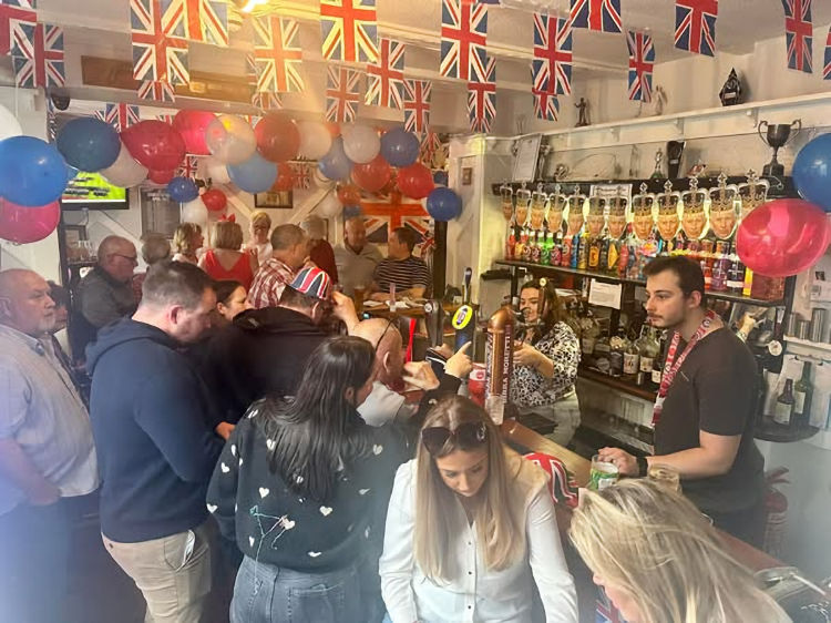 White Swan Coronation party 2023