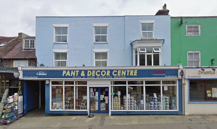 84-86 London Road 2009