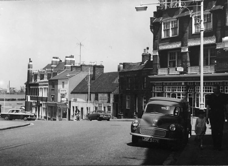 Cross Keys 1968