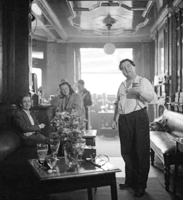 Crown Hotel Blendon Behan