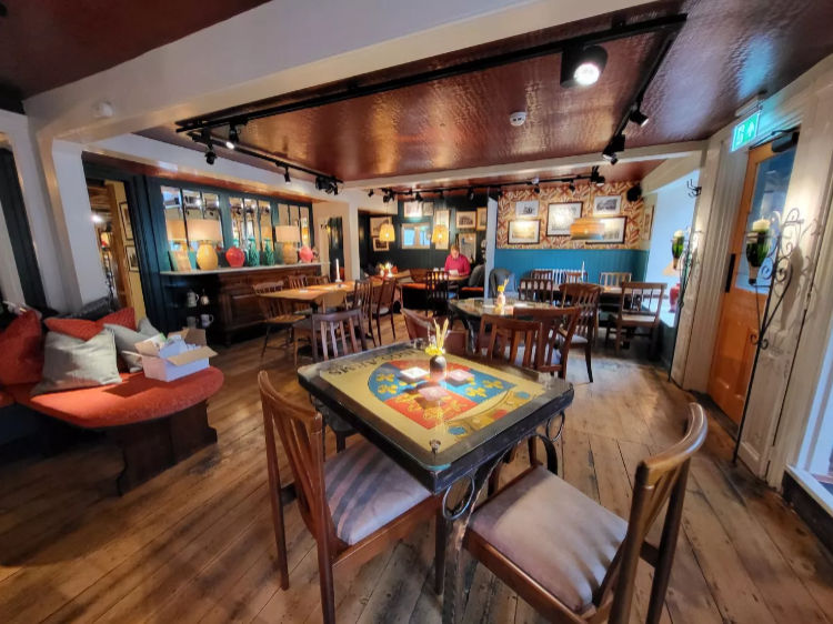 King's Arms inside 2024