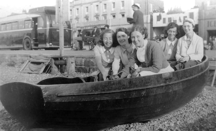 Refrectory Tavern 1929