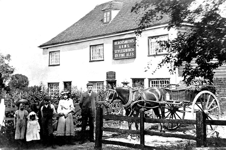 Blacksmiths Arms 1906